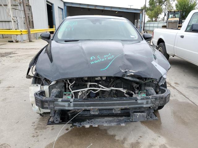 3FA6P0HD8KR282927 - 2019 FORD FUSION SE BLACK photo 5