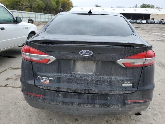 3FA6P0HD8KR282927 - 2019 FORD FUSION SE BLACK photo 6