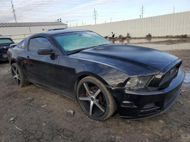 1ZVBP8AM8E5217159 - 2014 FORD MUSTANG BLACK photo 4