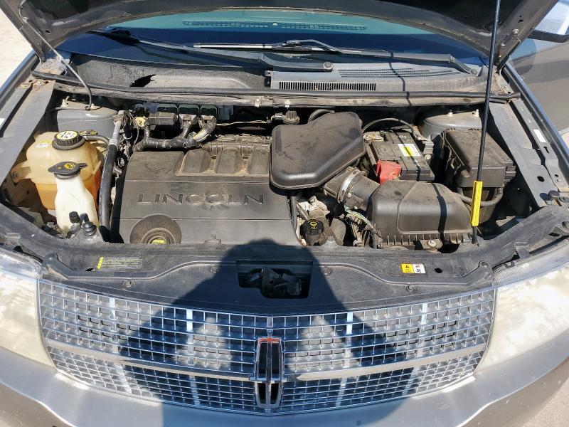 2LMDU68C68BJ10729 - 2008 LINCOLN MKX GRAY photo 12