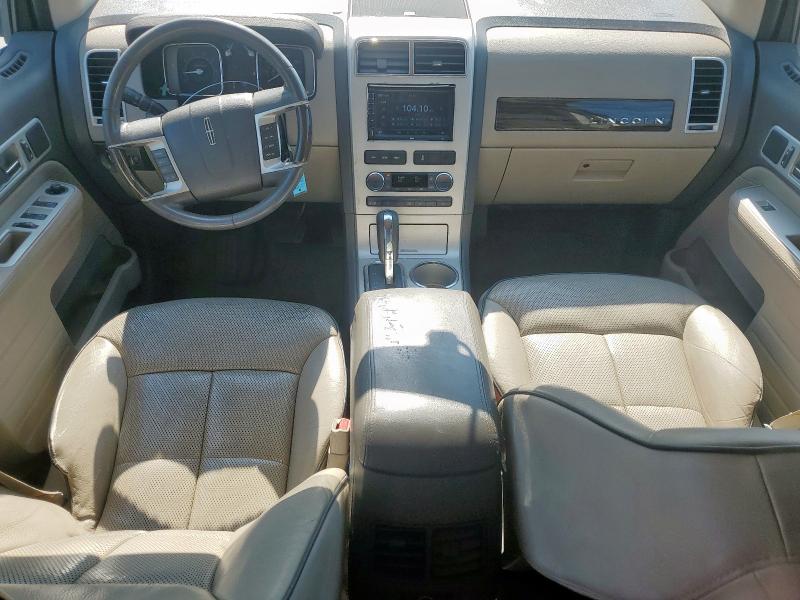 2LMDU68C68BJ10729 - 2008 LINCOLN MKX GRAY photo 8