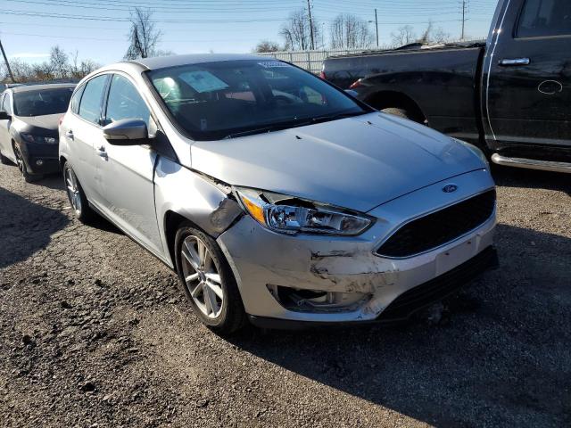 1FADP3K21FL242208 - 2015 FORD FOCUS SE SILVER photo 4