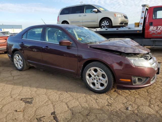 3FAHP0HA0BR210134 - 2011 FORD FUSION SE BURGUNDY photo 4