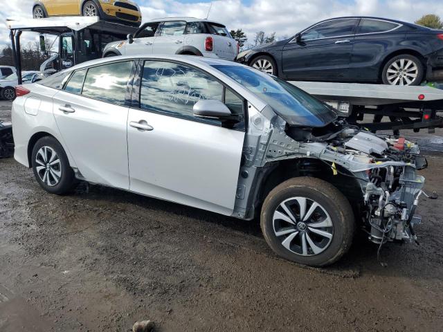 JTDKARFP5K3115757 - 2019 TOYOTA PRIUS PRIM 银色 照片 4