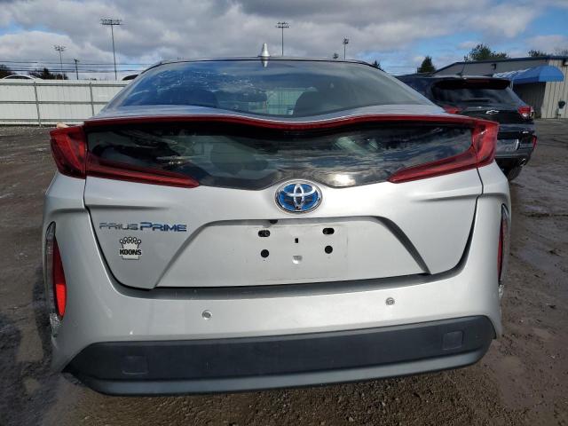 JTDKARFP5K3115757 - 2019 TOYOTA PRIUS PRIM 银色 照片 6