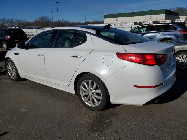 5XXGN4A72FG406078 - 2015 KIA OPTIMA EX WHITE photo 2