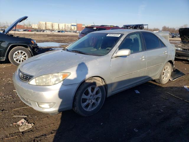 4T1BF30K55U610921 - 2005 TOYOTA CAMRY LE SILVER photo 1