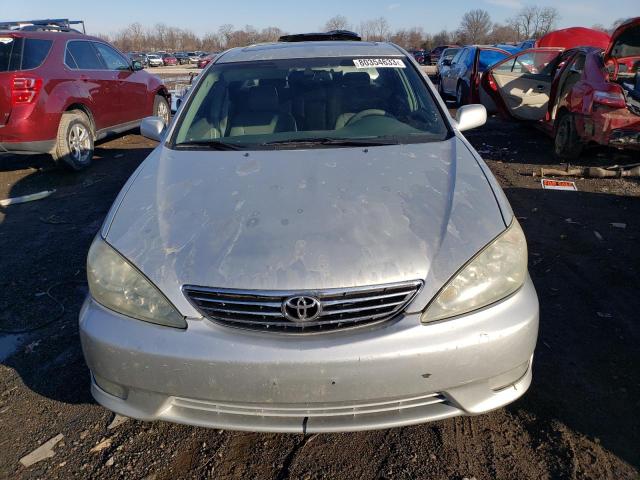 4T1BF30K55U610921 - 2005 TOYOTA CAMRY LE SILVER photo 5