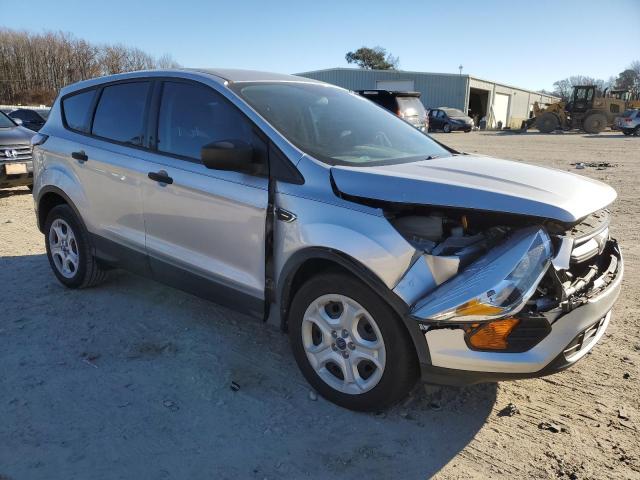 1FMCU0F75HUB65225 - 2017 FORD ESCAPE S SILVER photo 4