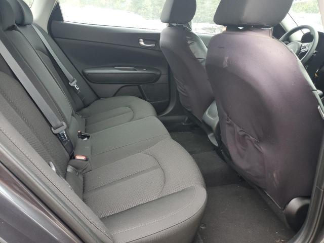 5XXGT4L31HG160904 - 2017 KIA OPTIMA LX GRAY photo 10