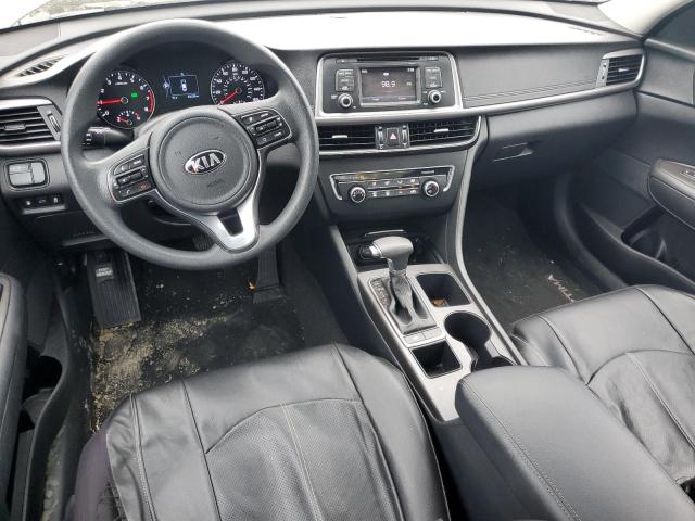 5XXGT4L31HG160904 - 2017 KIA OPTIMA LX GRAY photo 8