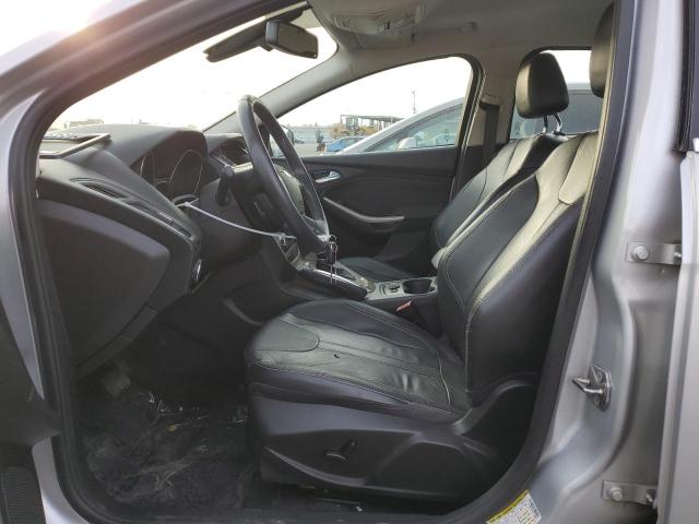 1FAHP3H29CL315684 - 2012 FORD FOCUS SEL SILVER photo 7