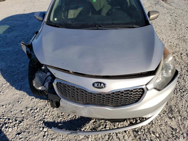 KNAFK4A61F5288943 - 2015 KIA FORTE LX SILVER photo 11