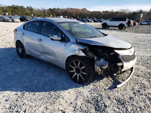 KNAFK4A61F5288943 - 2015 KIA FORTE LX SILVER photo 4