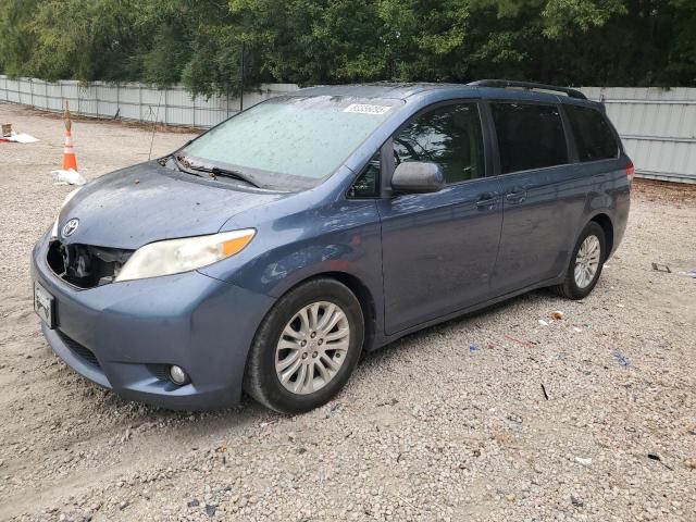 2014 TOYOTA SIENNA XLE, 