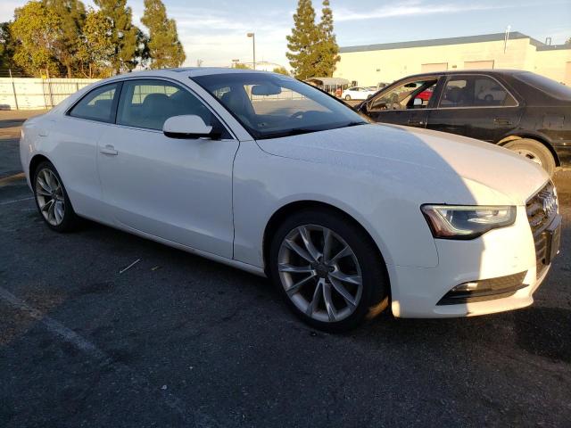 WAUCFAFR0EA053111 - 2014 AUDI A5 PREMIUM WHITE photo 4