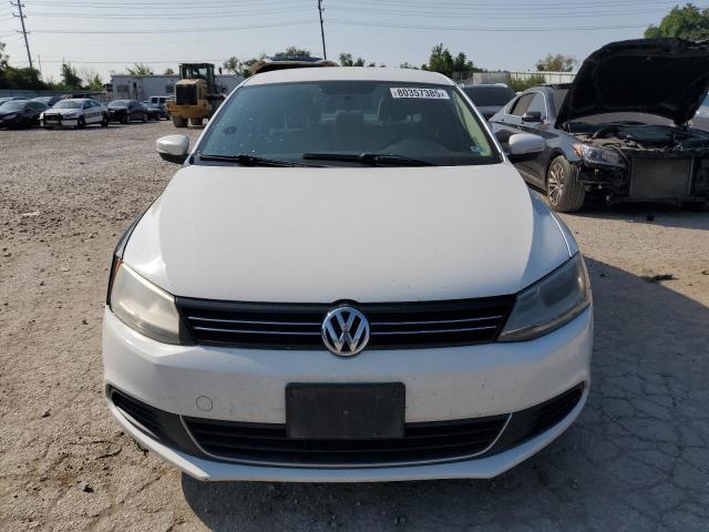 3VWDX7AJ0DM389669 - 2013 VOLKSWAGEN JETTA SE WHITE photo 5