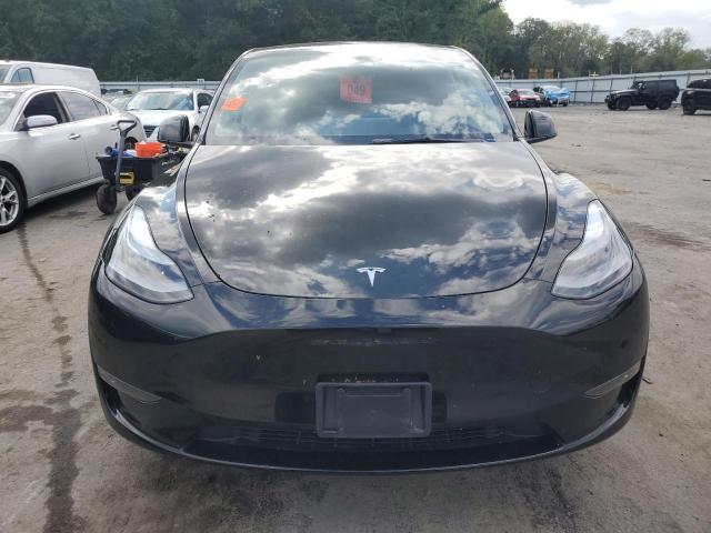 7SAYGDEE4SA349368 - 2025 TESLA MODEL Y 黑色 照片 5