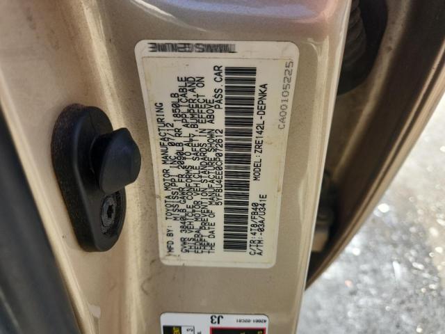 5YFBU4EE0CP072612 - 2012 TOYOTA COROLLA BASE Բեժ լուսանկար 12