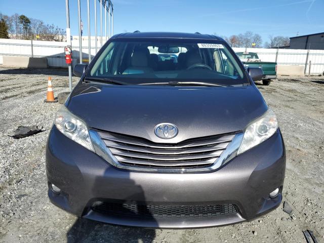 5TDYZ3DC1HS815931 - 2017 TOYOTA SIENNA XLE GRAY photo 5