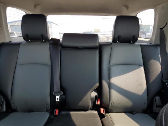 JTEBU5JR7J5505167 - 2018 TOYOTA 4RUNNER SR5/SR5 PREMIUM Серебристый фото 10