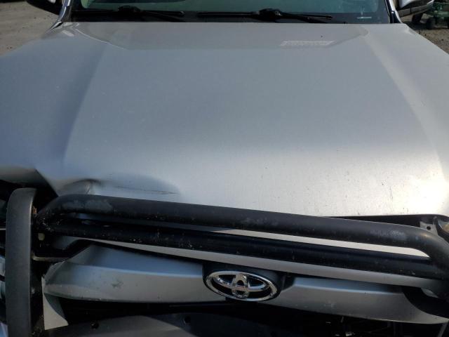 JTEBU5JR7J5505167 - 2018 TOYOTA 4RUNNER SR5/SR5 PREMIUM Серебристый фото 12