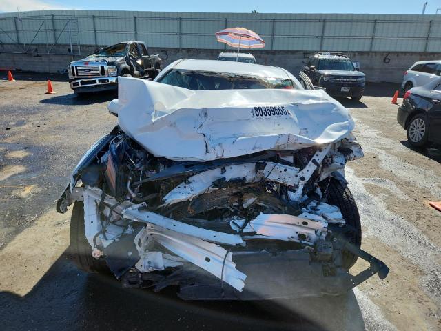 4T1G11AK2NU001308 - 2022 TOYOTA CAMRY SE 白色 照片 5