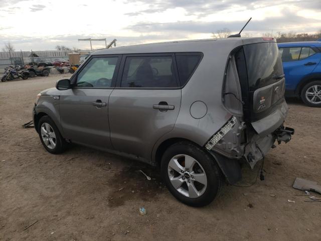 KNDJN2A23H7456207 - 2017 KIA SOUL GRAY photo 2