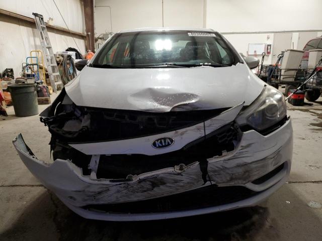 KNAFK4A65E5096598 - 2014 KIA FORTE LX WHITE photo 5