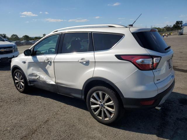 1FMCU9JD4HUC58075 - 2017 FORD ESCAPE TITANIUM 白色 照片 2
