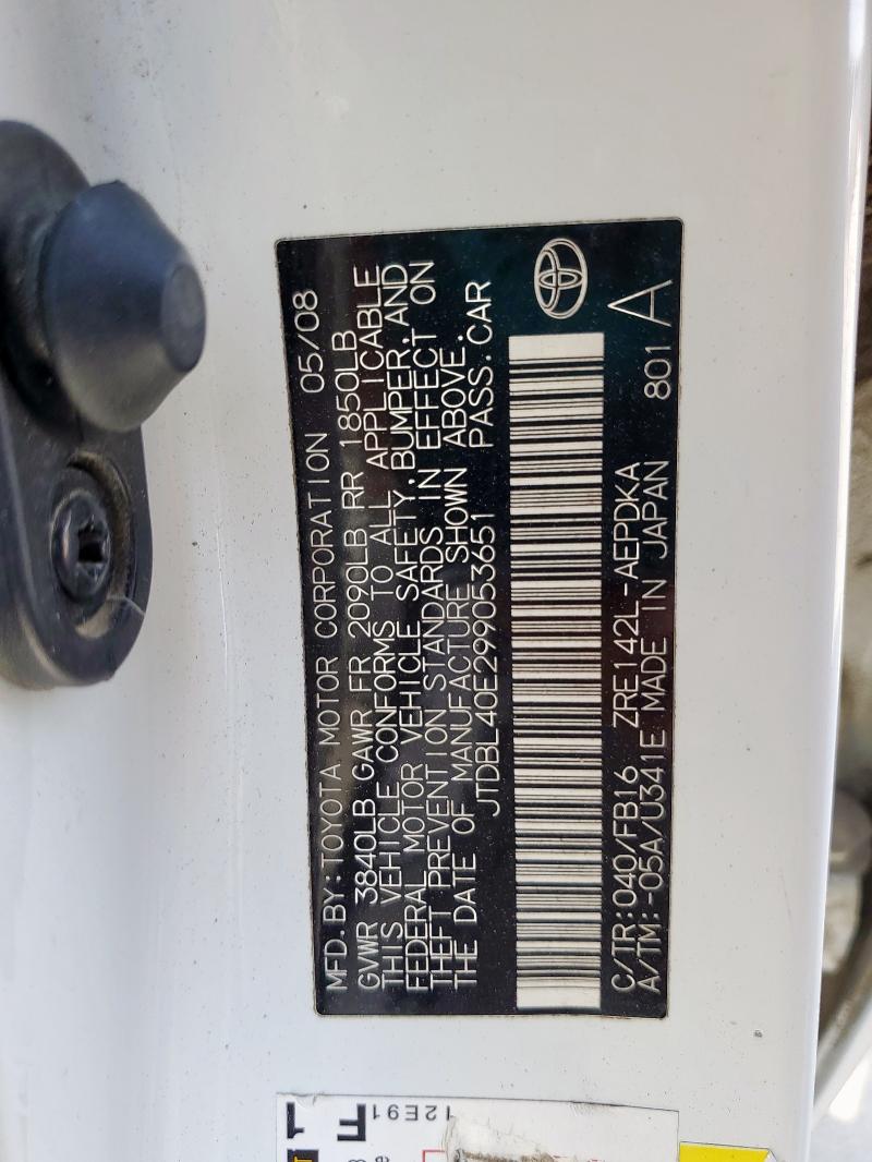 JTDBL40E299053651 - 2009 TOYOTA COROLLA BASE WHITE photo 12