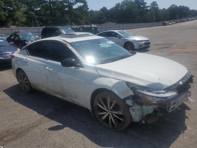 1N4AL4CV2MN326021 - 2021 NISSAN ALTIMA SR 白色 照片 4