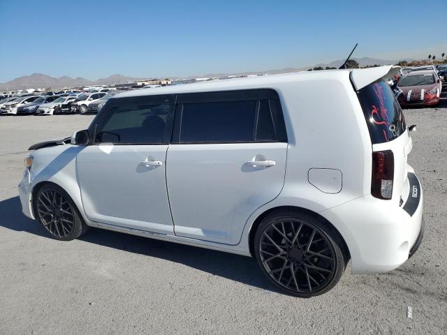 JTLZE4FE2EJ049287 - 2014 TOYOTA SCION XB WHITE photo 2