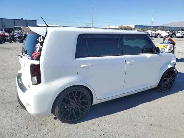 JTLZE4FE2EJ049287 - 2014 TOYOTA SCION XB WHITE photo 3