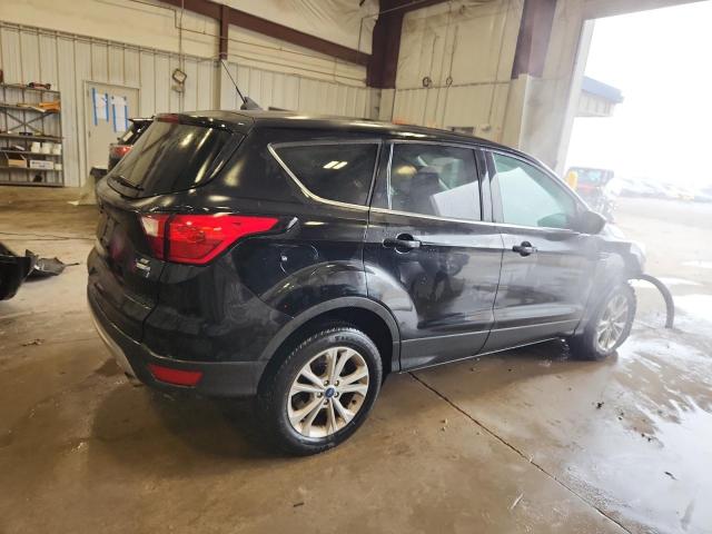 1FMCU9GD0KUB32410 - 2019 FORD ESCAPE SE Чорний фото 3