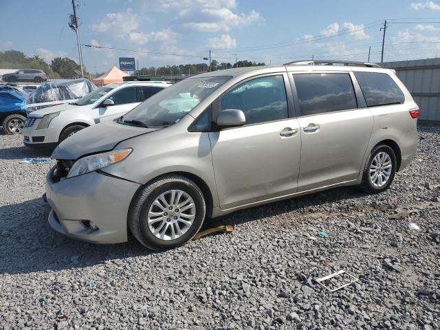 2015 TOYOTA SIENNA XLE, 