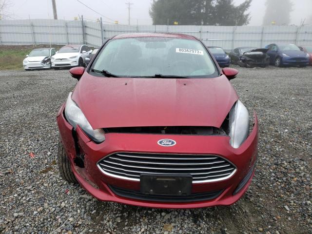 3FADP4BJ7HM170560 - 2017 FORD FIESTA SE RED photo 5