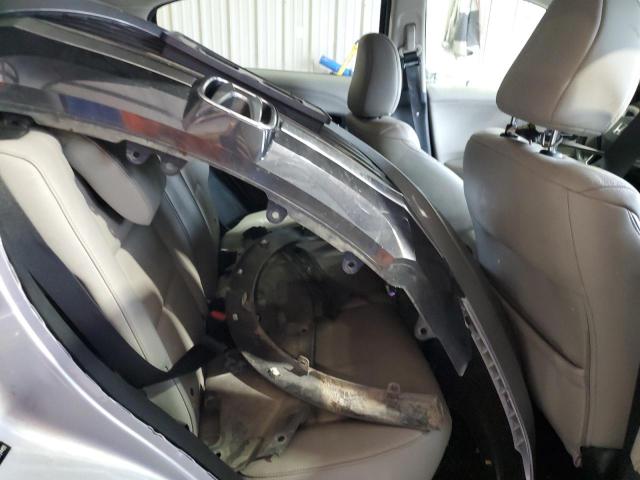 3CZRU6H79JM724455 - 2018 HONDA HR-V EXL SILVER photo 11