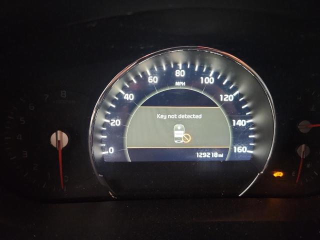 5XYPH4A53KG460260 - 2019 KIA SORENTO EX თეთრი ფოტო 9