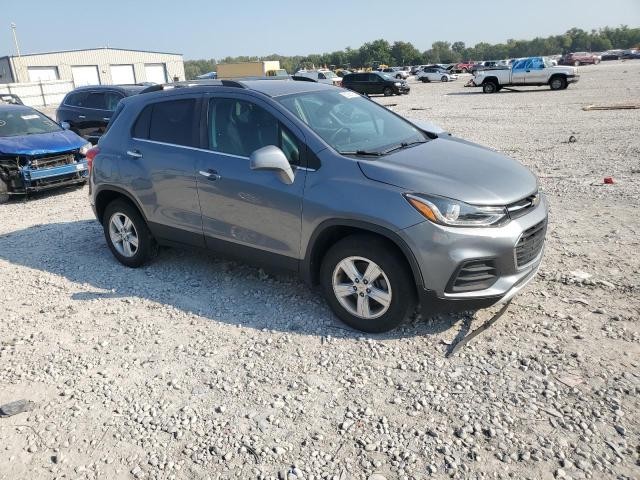 KL7CJPSB8KB917175 - 2019 CHEVROLET TRAX 1LT 银色 照片 4