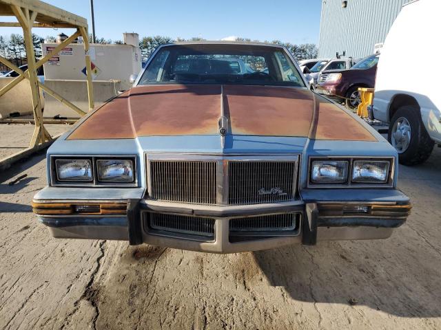 1G2AJ37A7CP652468 - 1982 PONTIAC GRAND PRIX 蓝色 照片 5