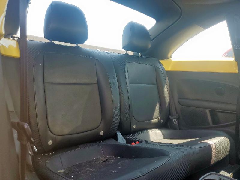 3VWHX7ATXDM634402 - 2013 VOLKSWAGEN BEETLE YELLOW photo 10