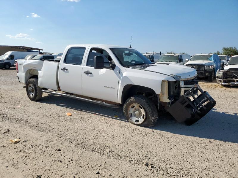 1GC1KVCG1EF107065 - 2014 CHEVROLET SILVERADO K2500 HEAVY DUTY WHITE photo 4