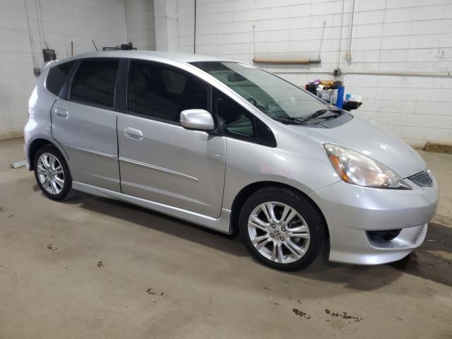 JHMGE8H58BS002132 - 2011 HONDA FIT SPORT GRAY photo 4