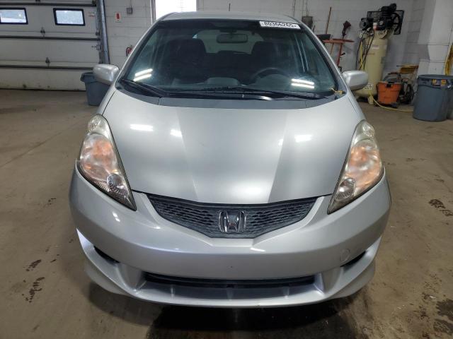 JHMGE8H58BS002132 - 2011 HONDA FIT SPORT GRAY photo 5