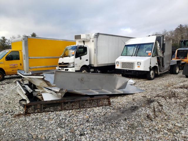 2016 FREIGHTLINER CHASSIS M LINE WALK-IN VAN, 