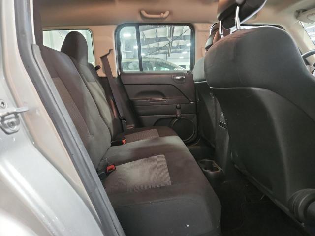 1J4NT1GA6BD264329 - 2011 JEEP PATRIOT SPORT SILVER photo 11