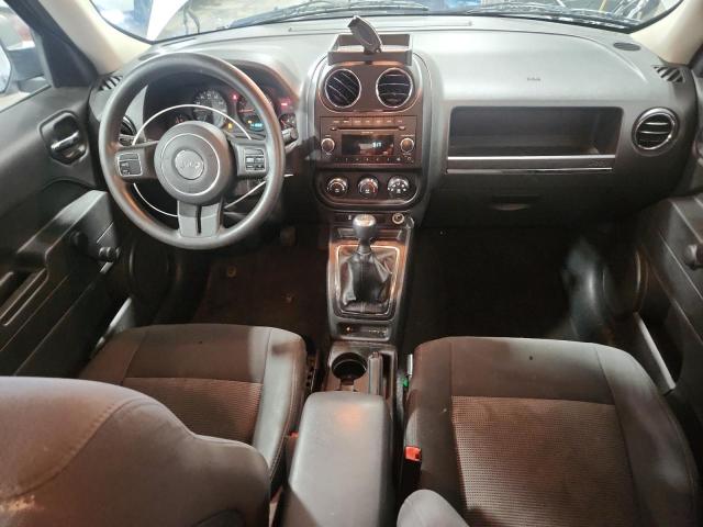 1J4NT1GA6BD264329 - 2011 JEEP PATRIOT SPORT SILVER photo 8