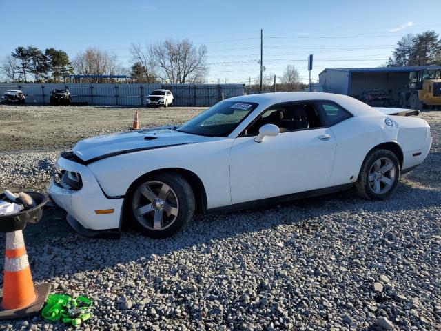 2C3CDYAG5CH293202 - 2012 DODGE CHALLENGER SXT WHITE photo 1