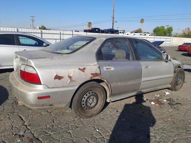 1HGCD5656TA177587 - 1996 HONDA ACCORD EX SILVER photo 3